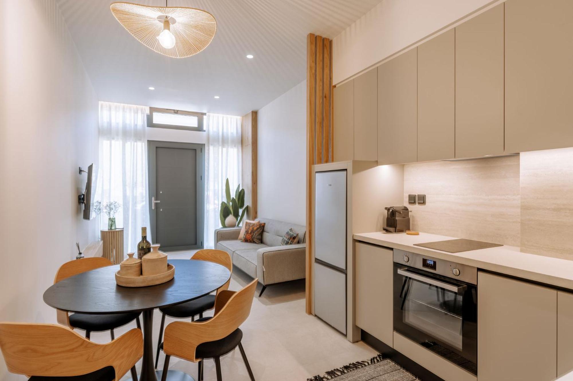 Lineria Luxury Living Corfu (city)